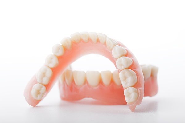getting-your-dentures-repaired